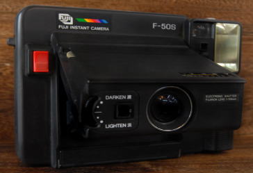 fuji-instanto-kamera-f50-s